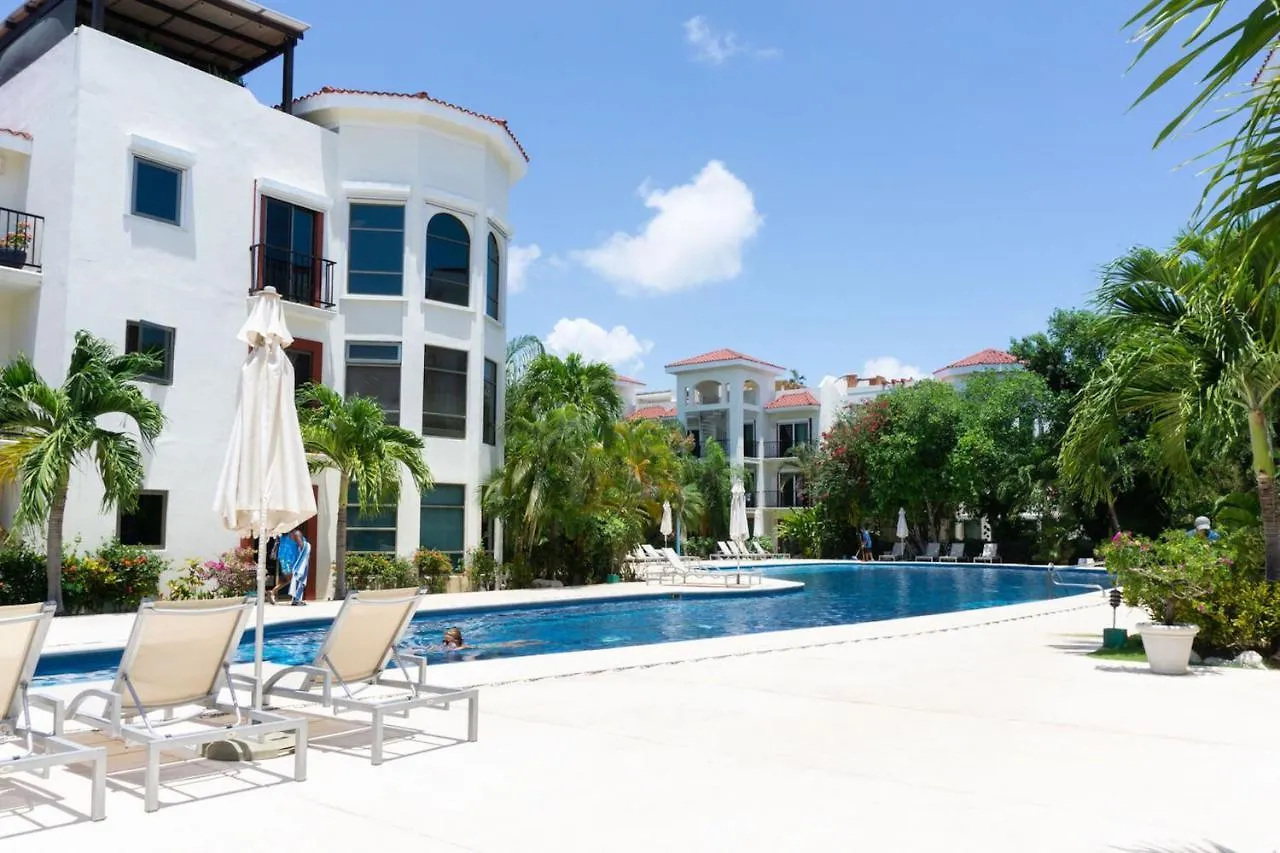 *** Apartahotel Paseo del Sol Condohotel by Bric Playa del Carmen México