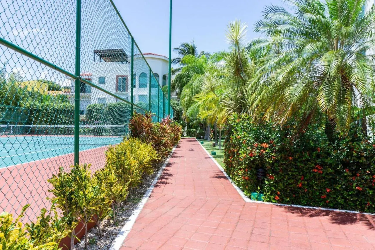 Apartahotel Paseo del Sol Condohotel by Bric Playa del Carmen