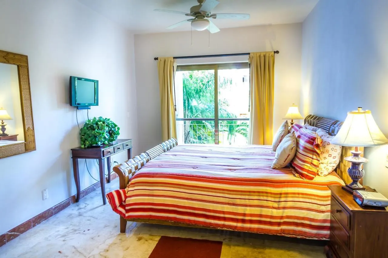Paseo del Sol Condohotel by Bric Playa del Carmen Apartahotel