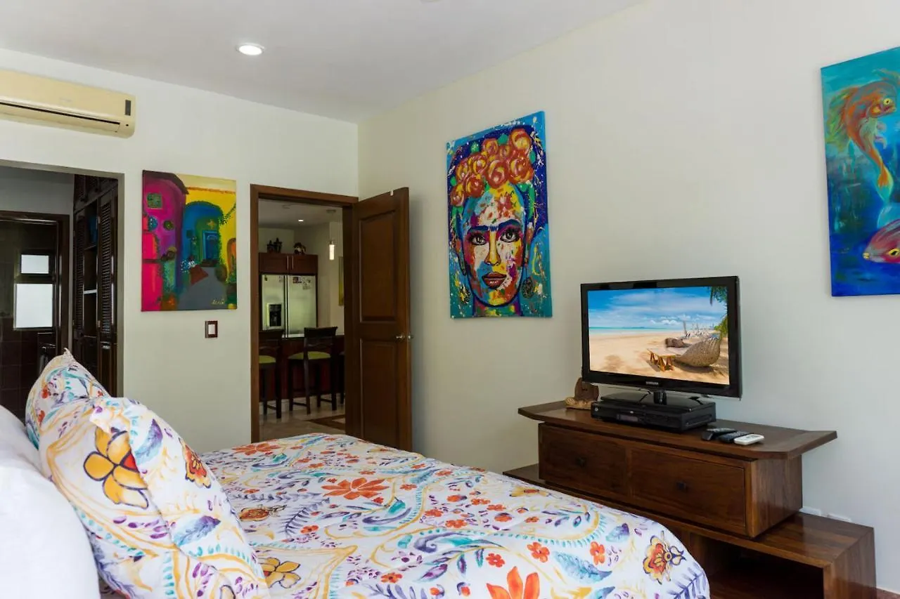 *** Apartahotel Paseo del Sol Condohotel by Bric Playa del Carmen México